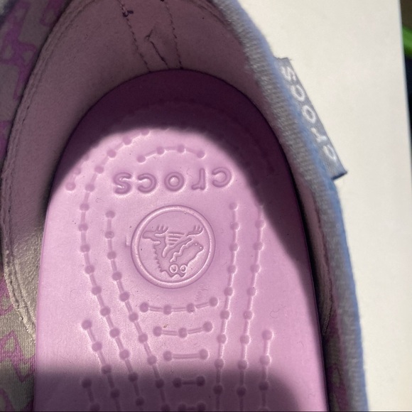 CROCS Sz 11  Busy Day Slip On Removable Insole Canvas Toe Cap Rubber Soles - Picture 3 of 12